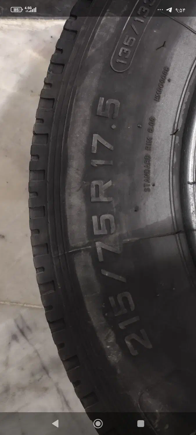 لاستیک مینی بوس نیسان کامیونت ۲۱۵.۷۵.۱۷.۵|قطعات یدکی و لوازم جانبی|مشکیندشت, |دیوار