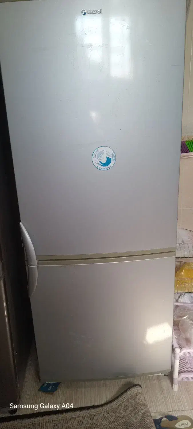 فروش یخچال|یخچال و فریزر|بم, |دیوار