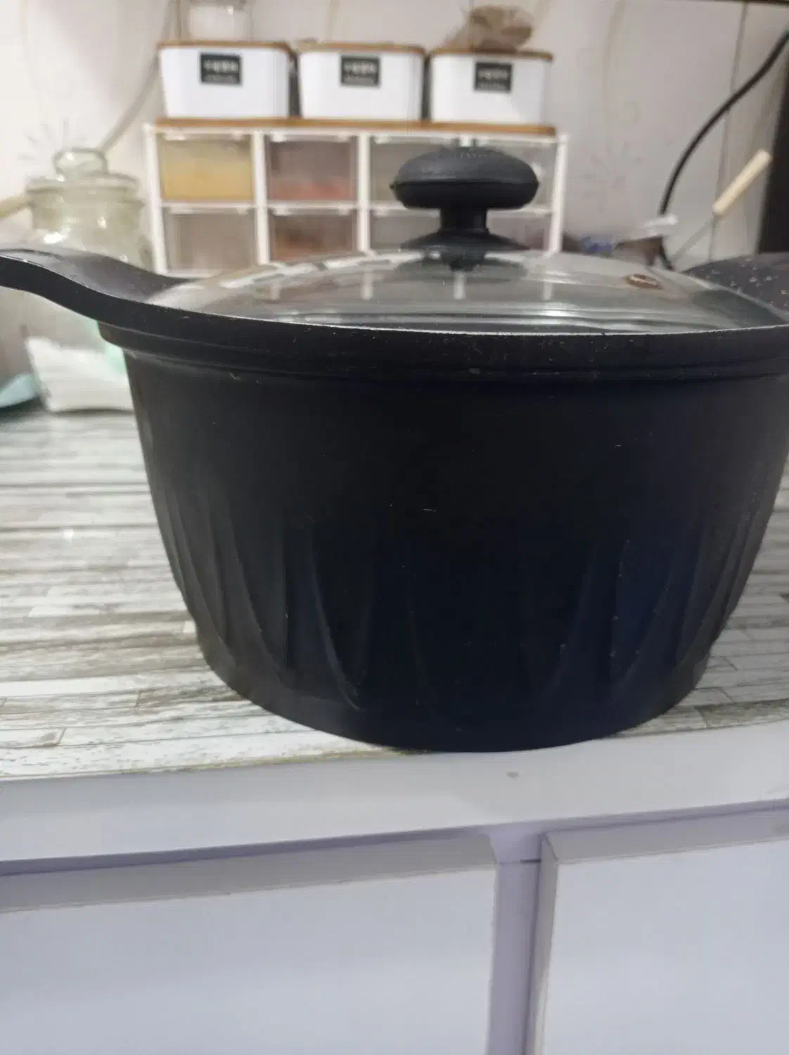 قابلمه|ظروف پخت‌وپز|دزفول, |دیوار