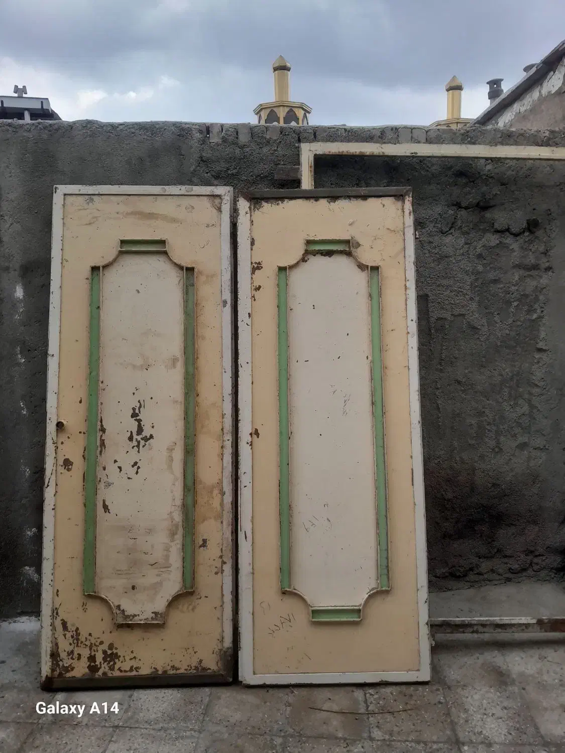 درب حیاط|مصالح و تجهیزات ساختمان|اشترینان, |دیوار