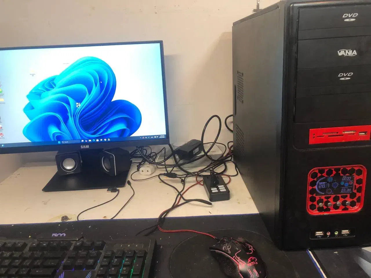 کیس کاملا سالم i5 6600 رم ۸ بدون گرافیک مجزا|رایانه رومیزی|سراب, |دیوار