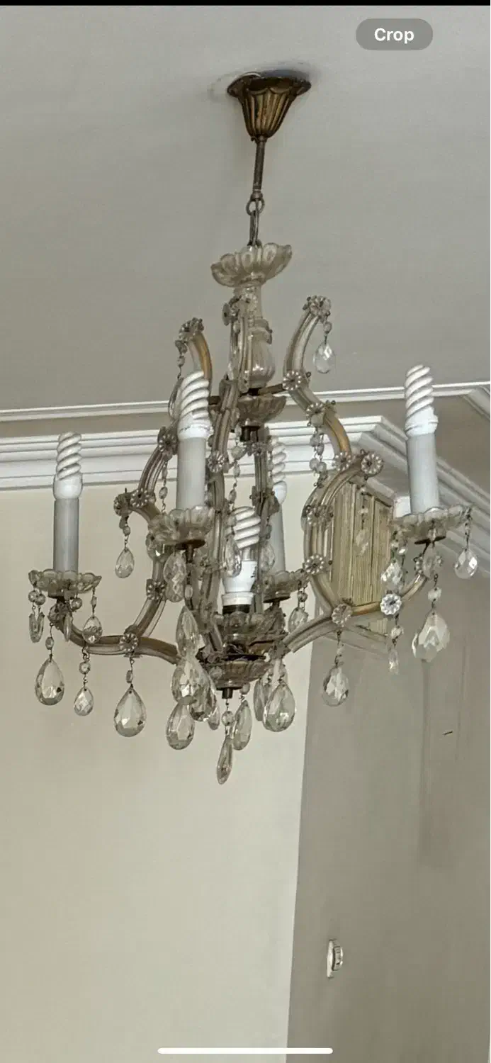 لوستر شیشه ای|لوستر و چراغ آویز|شیراز, بعثت|دیوار