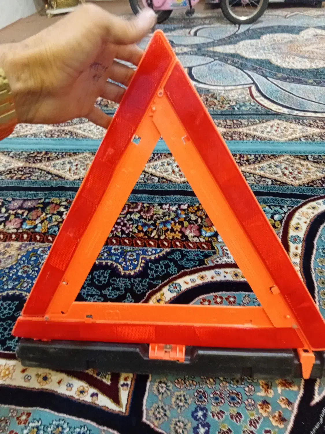مثلث خطر تاشو|قطعات یدکی و لوازم جانبی|قم, شهرک امام حسین|دیوار