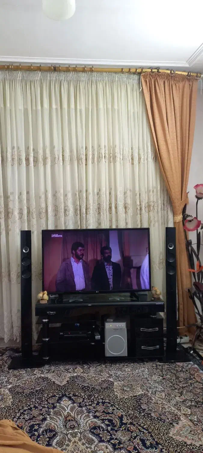 پرده و با ۲عدد والان|پرده، رانر، رومیزی|پاکدشت, پاکدشت (مامازند)|دیوار