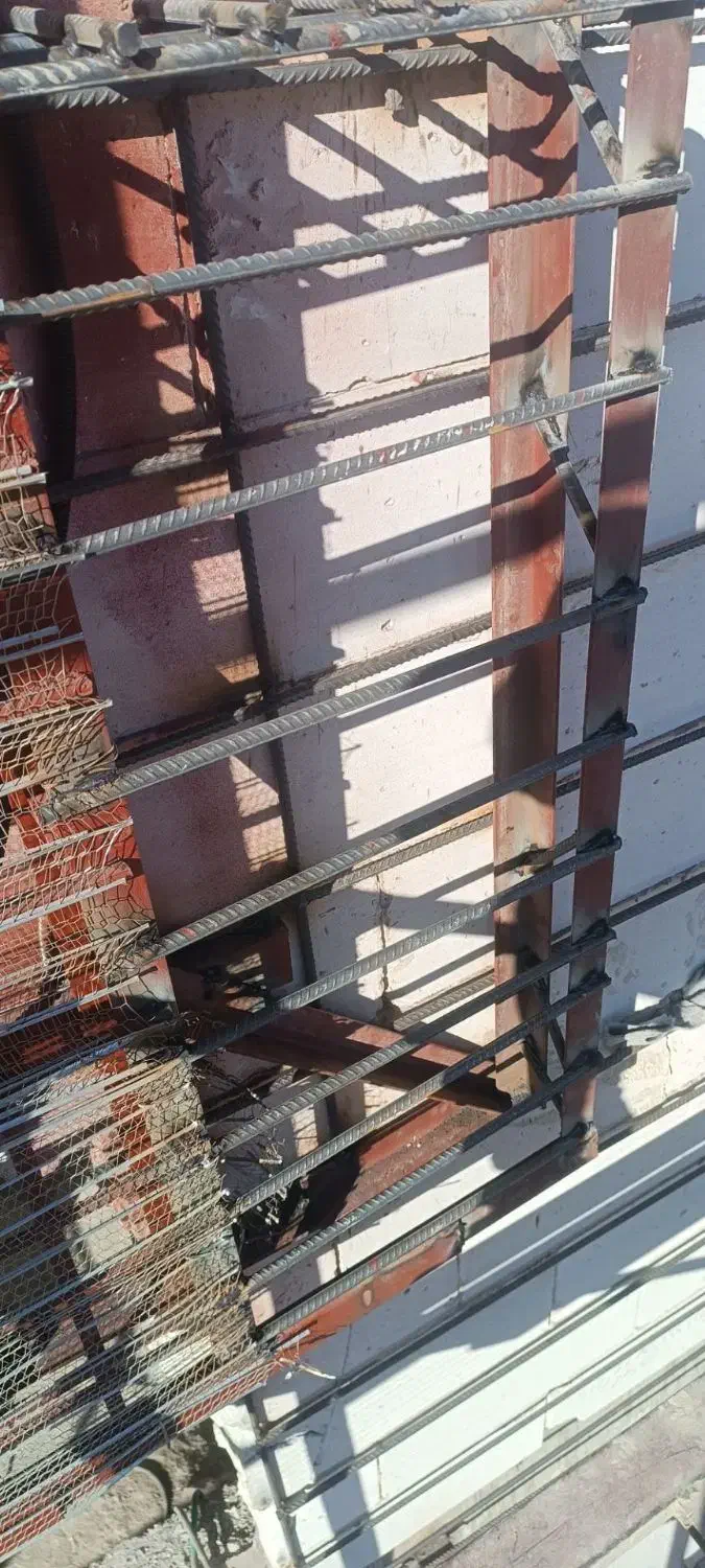 جوشکاری نمای ساختمان شاسی کشی نما راویز نصب فلاشین|خدمات پیشه و مهارت|یزد, |دیوار