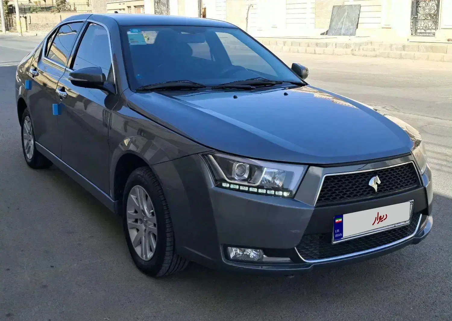 دنا پلاس دنده ای مدل1401|خودرو سواری و وانت|کاشان, کوی اداره گاز|دیوار