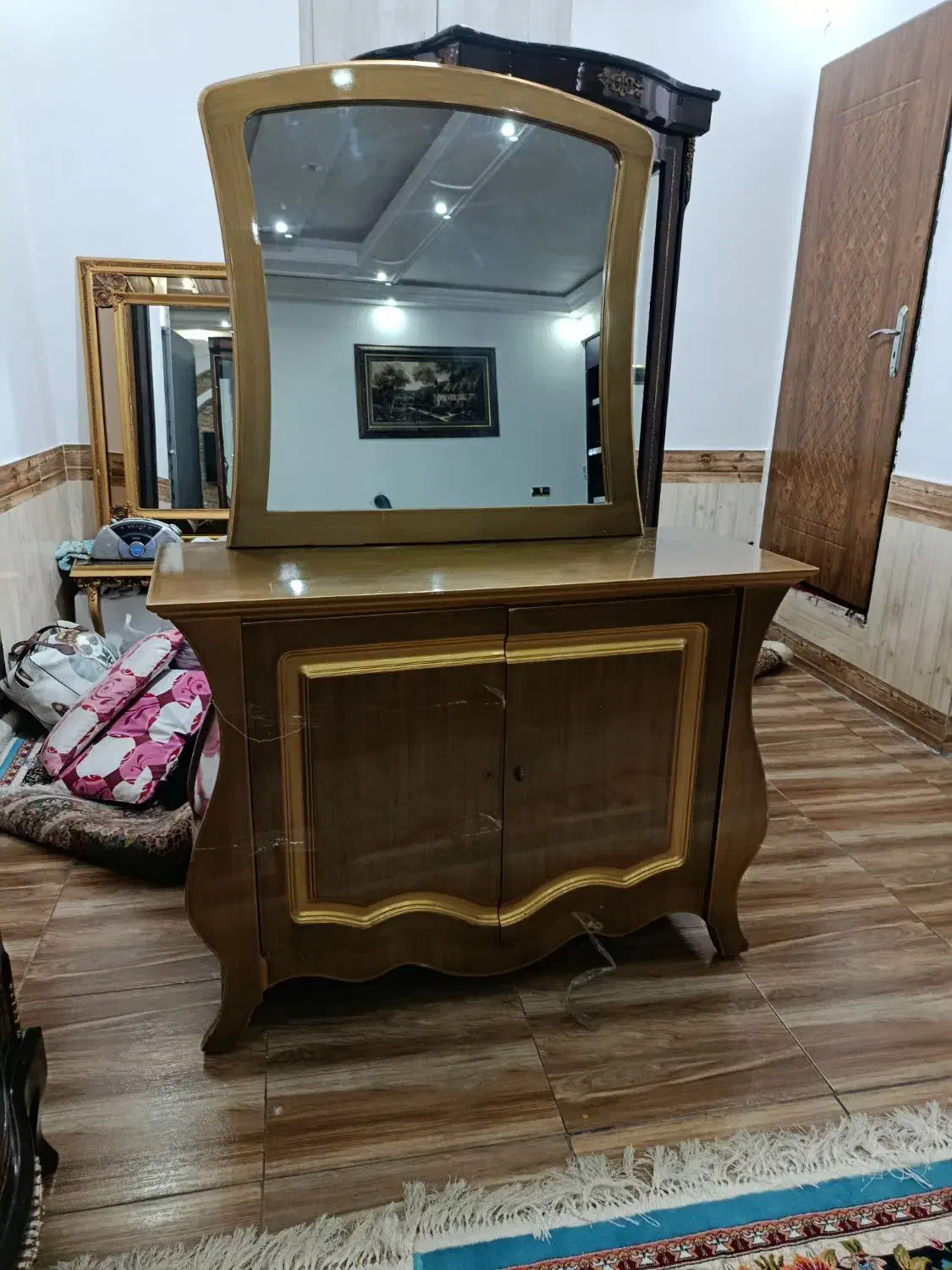 آینه کنسول|بوفه، ویترین، کنسول|تربت جام, شهرک معلم|دیوار