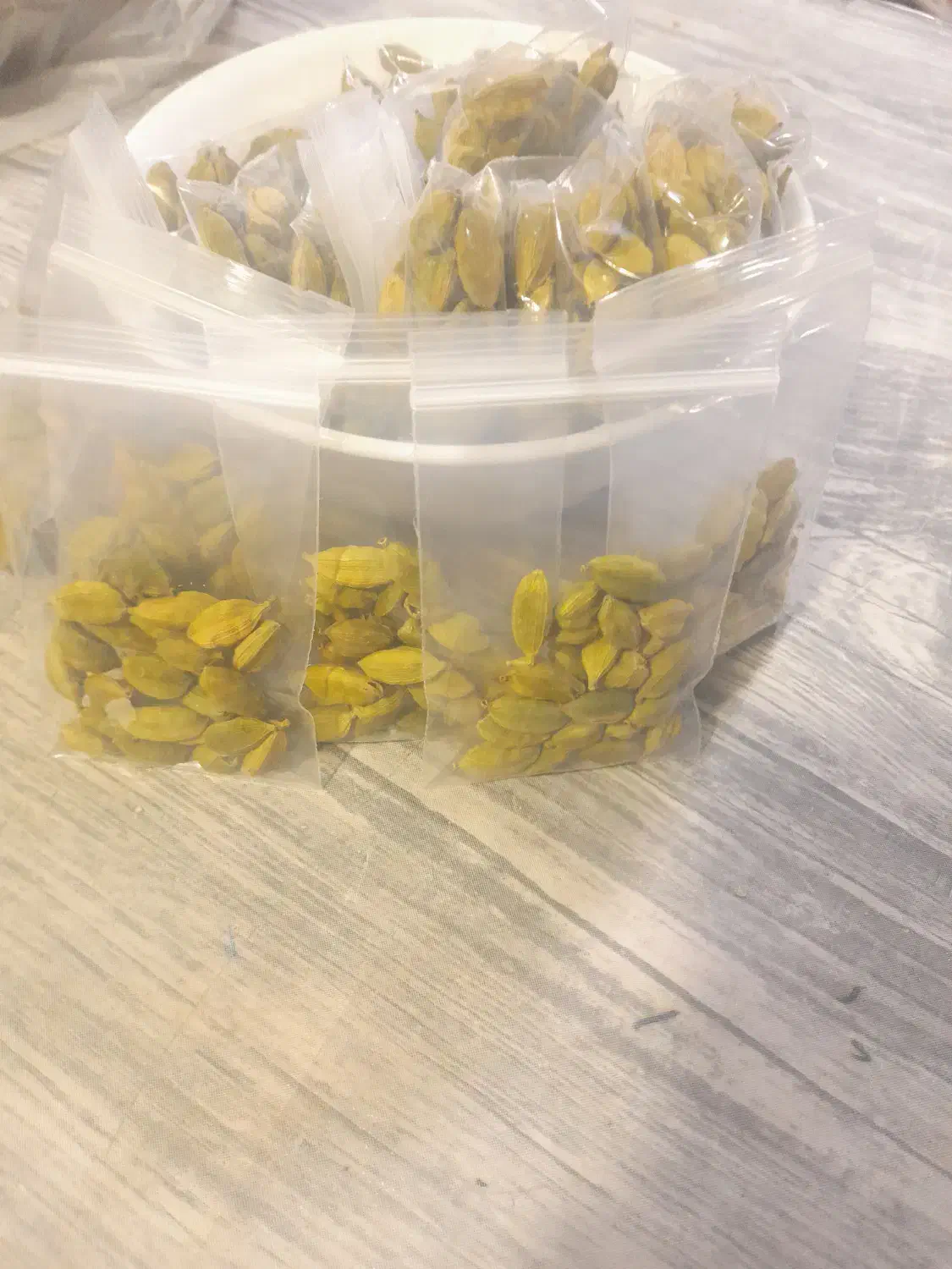 هل سبز اکبر(بنفش)درجه یک و بی نظیر|خوردنی و آشامیدنی|پاکدشت, شهرک امام رضا|دیوار