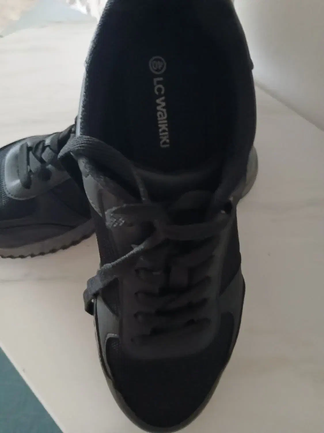 کتونی|کیف، کفش، کمربند|گرگان, |دیوار