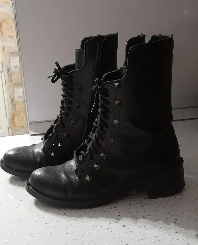 نیم بوت مشکی|کیف، کفش، کمربند|رشت, یخسازی|دیوار