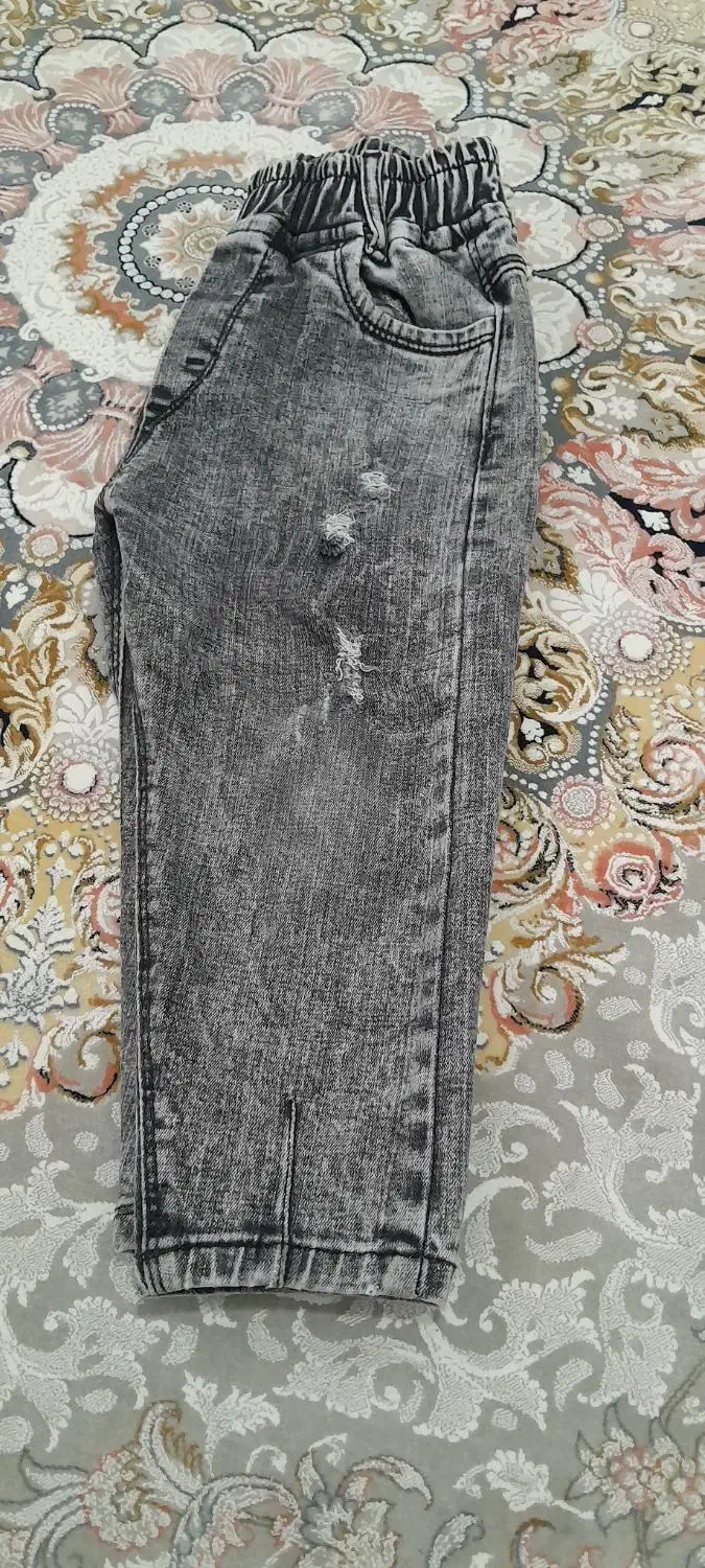 شلوارلی وکفش|کفش و لباس بچه|سبزوار, قصبه شرقی|دیوار