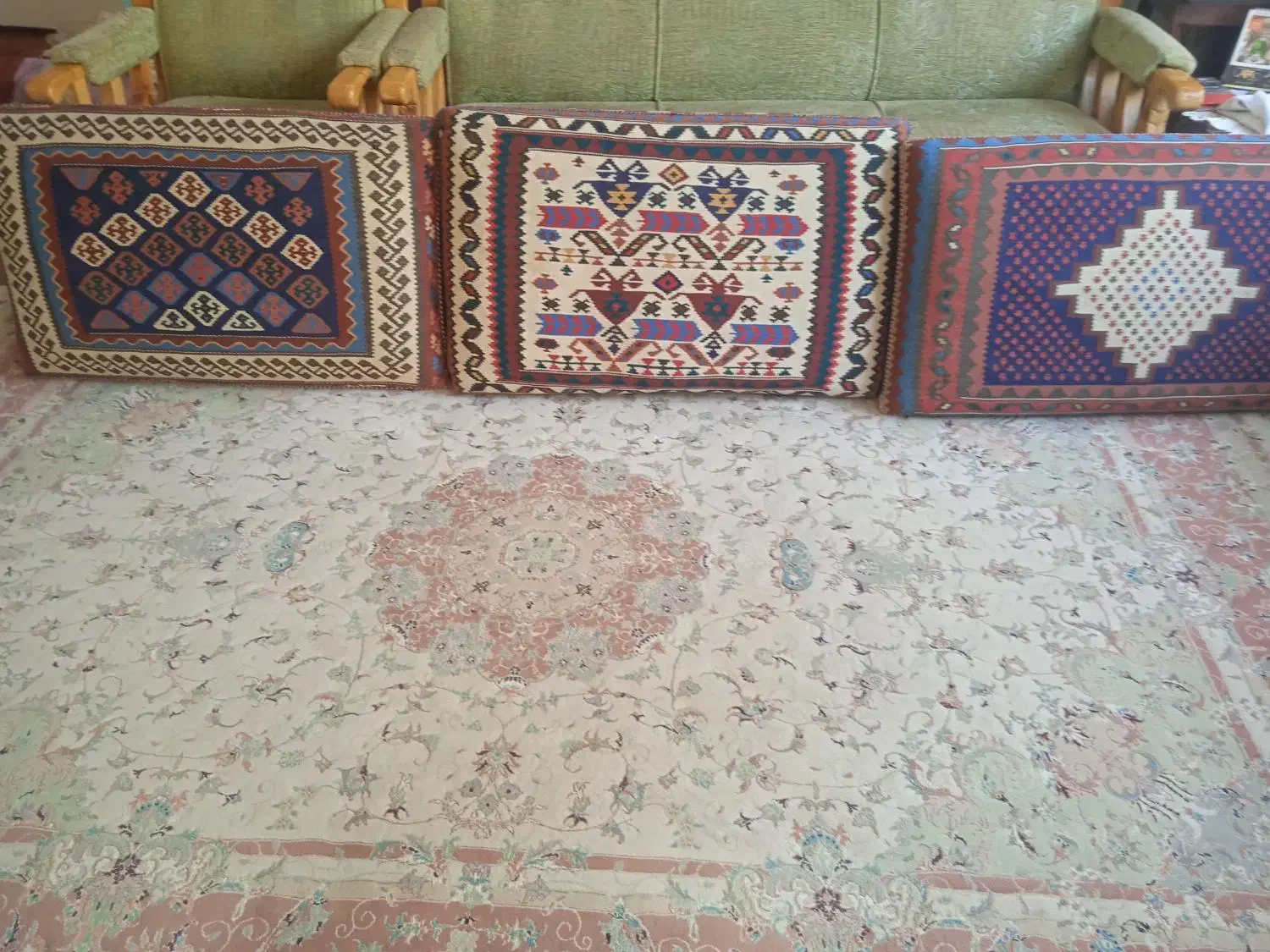 پشتی سنتی بزرگ|پشتی|ارومیه, |دیوار