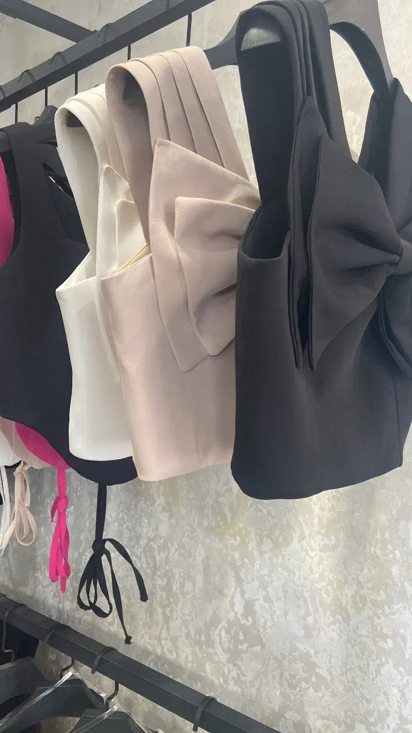 مزدی دوز ماهر زنانه  و قیچی کار|استخدام صنعتی، فنی، مهندسی|تهران, فلسطین (میدان انقلاب)|دیوار