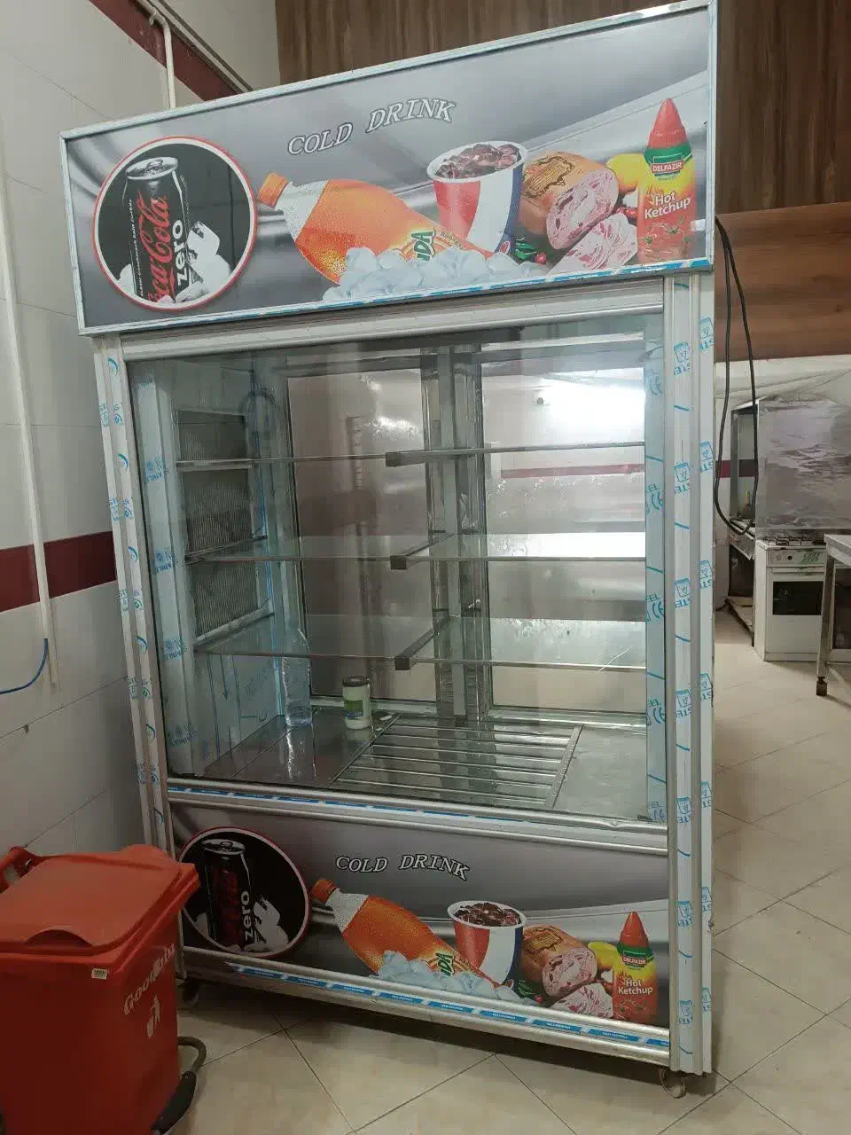 فروش تعدادی وسایل ساندویچ ای به صورت تکی یا کامل|کافیشاپ و رستوران|یزد, |دیوار