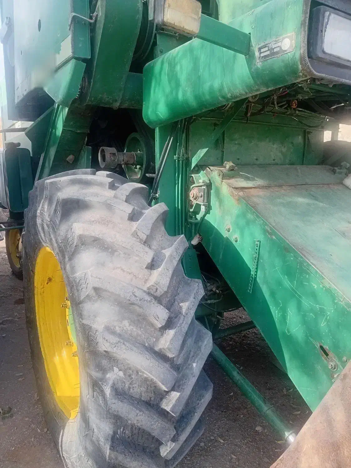 کمپاین.جاندر|خودرو سنگین|باروق, |دیوار