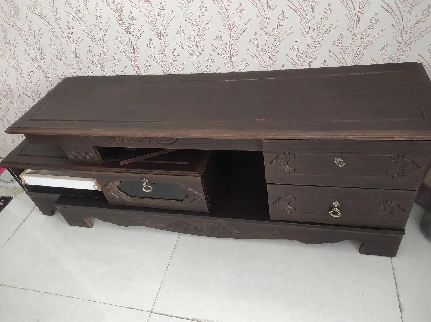 میز تلویزیون|میز تلویزیون|گلبهار, شهر جدید گلبهار|دیوار