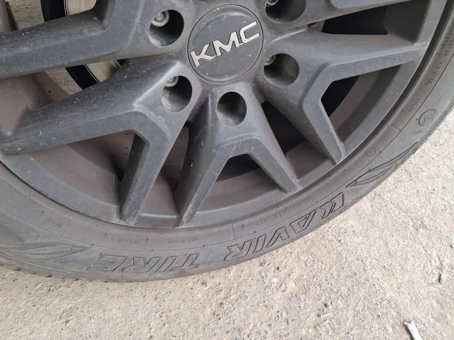 لاستیک کویر تایر ۲۶۵.۶۰.۱۸ سالم ۶۰درصد|قطعات یدکی و لوازم جانبی|رشت, خمیران زاهدان|دیوار