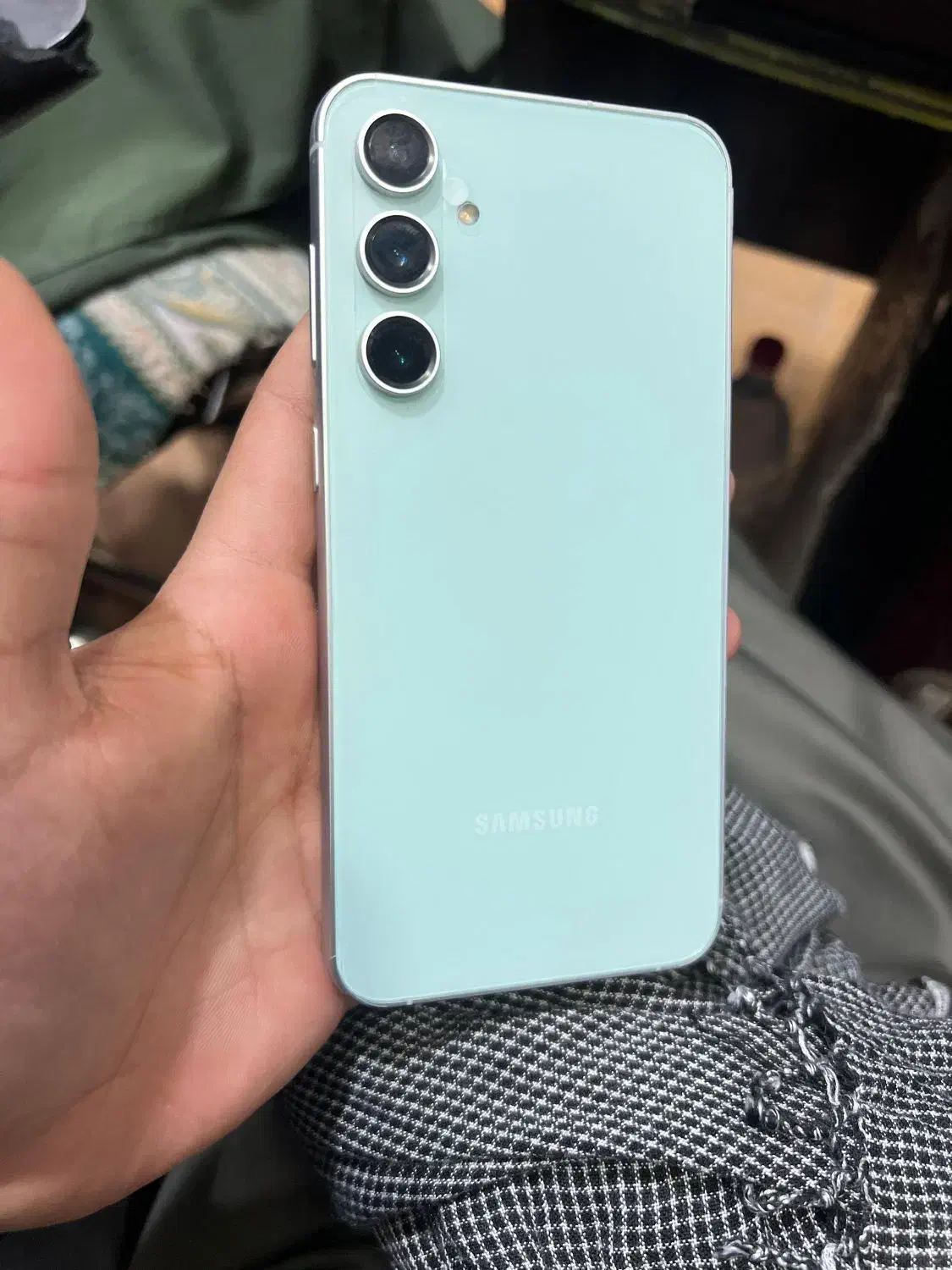 S23FE تمیز درحد خشک|موبایل|سراوان, |دیوار