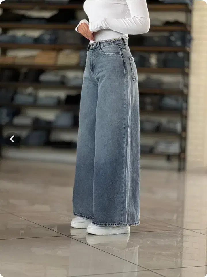 شافل سرا|لباس|بروجرد, |دیوار