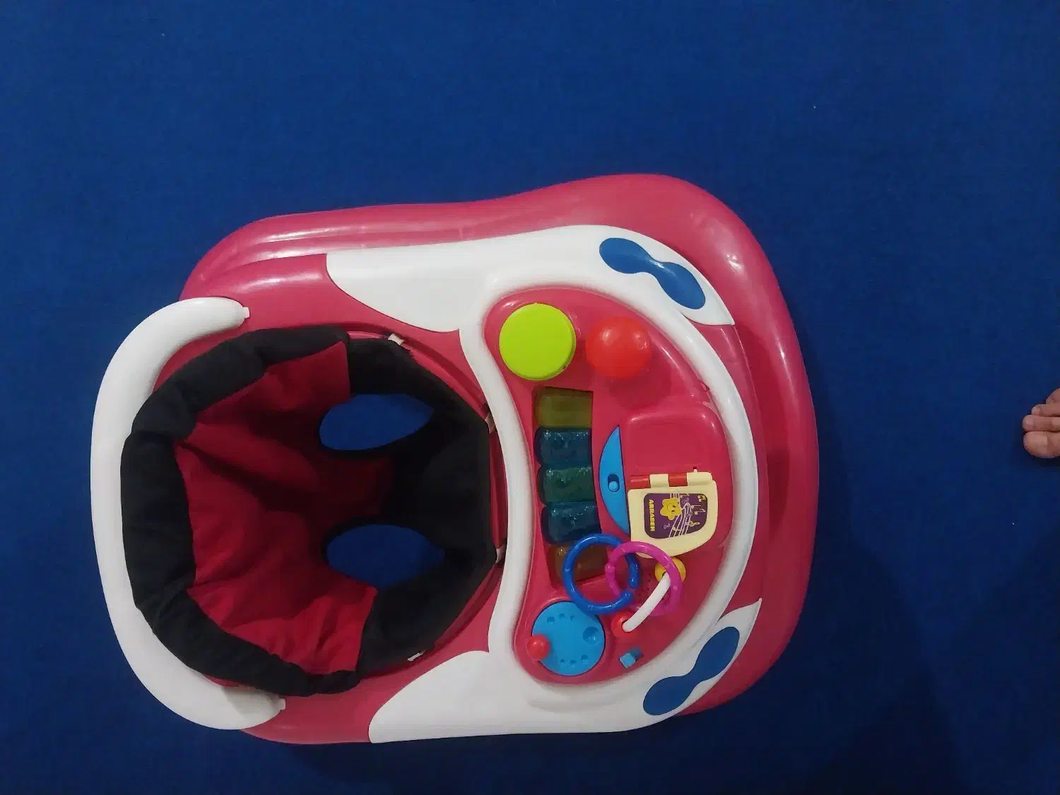 یک عدد کهیر روروک وظروف چینی پردیس به فروش میرسد|کالسکه و لوازم جانبی|اراک, |دیوار