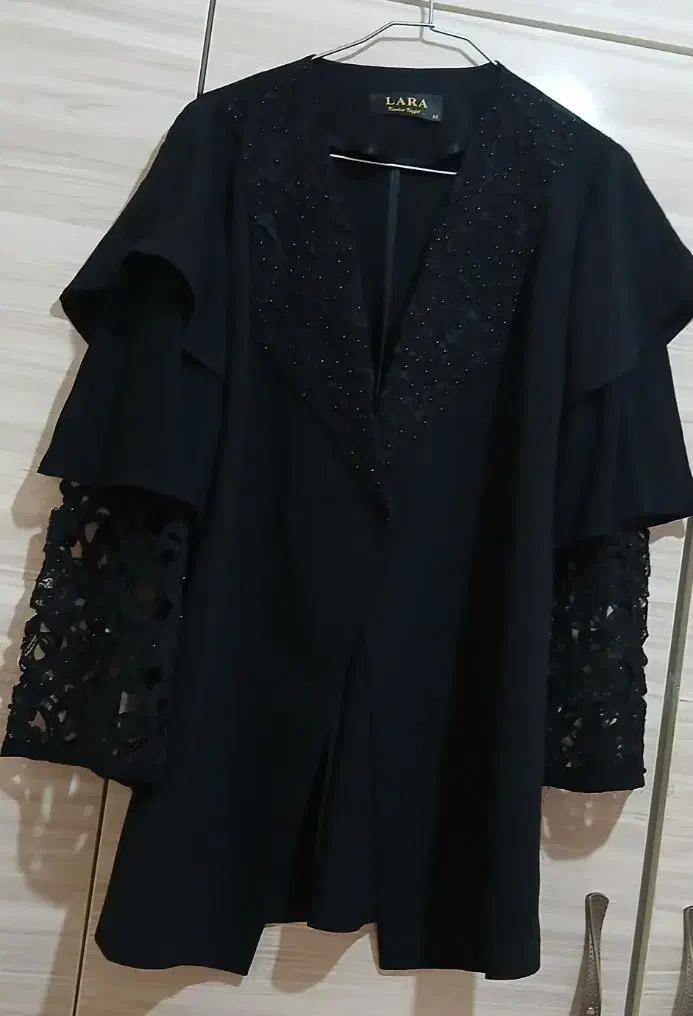 دوتا مانتو مشکی سایز ۴۲.۴۴ ۴۶|لباس|اردبیل, |دیوار