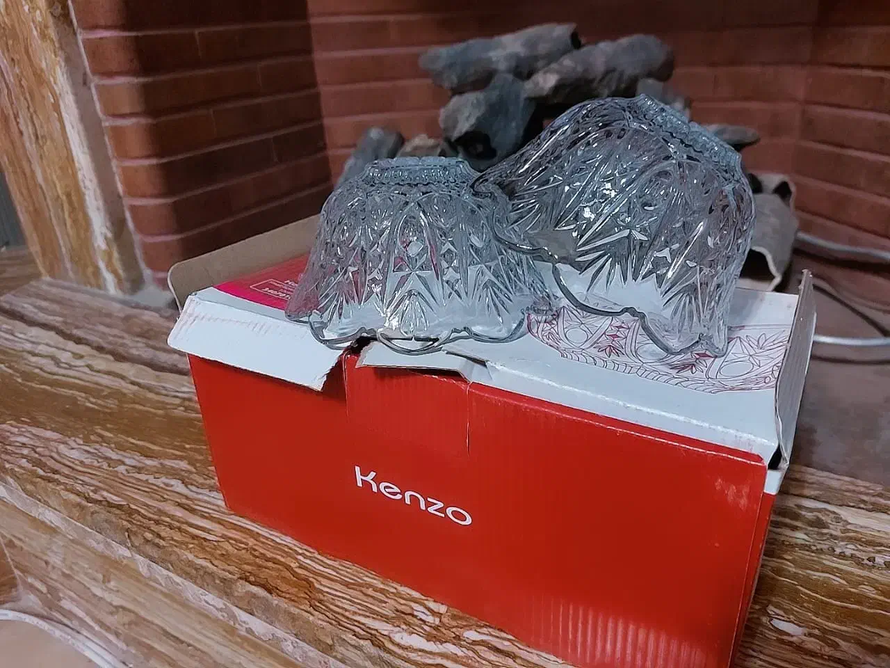 حراجم مغازه ظروف کریستالی خارجی و ایرانی فقط ۲۰۰|ظروف سرو و پذیرایی|همدان, |دیوار