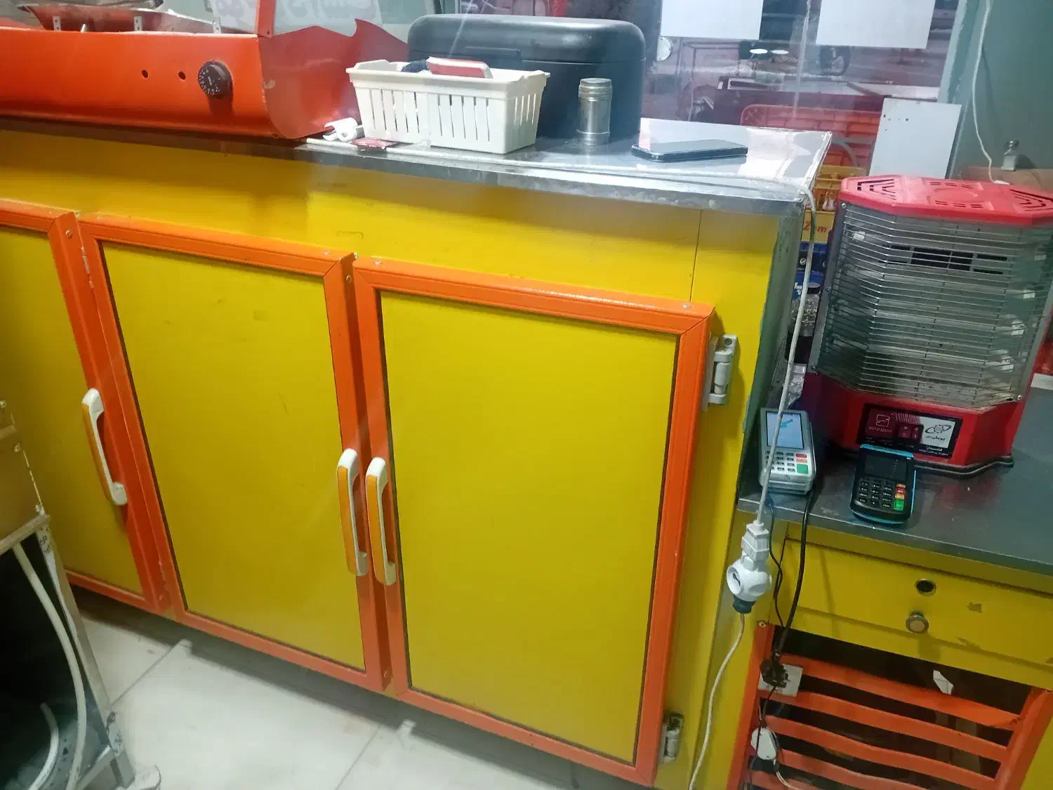 یخچال کبابی ساندویچی مرغ فروشی|فروشگاه و مغازه|فولادشهر, مسکن مهر فولادشهر|دیوار