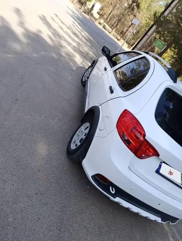 کوییک مدل ۹۹|خودرو سواری و وانت|آباده, |دیوار