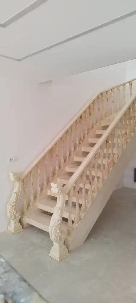 اجرای پله گرد.پله دوبلکس چوبی|خدمات پیشه و مهارت|شیراز, زرهی|دیوار