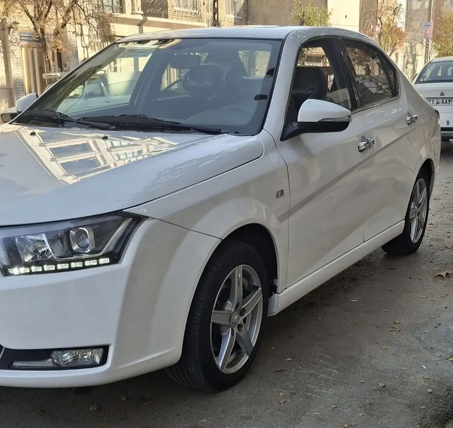 دنا پلاس توربو اتومات 401 کم کار در حد|خودرو سواری و وانت|بیرجند, |دیوار