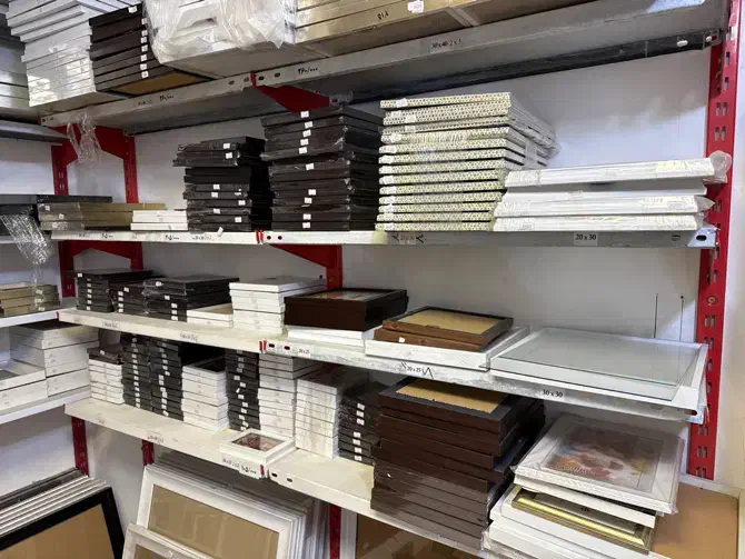 نیروی مرد  لابراتوار چاپ عکس و صحافی با شرایط زیر|استخدام هنری و رسانه|تهران, ستارخان|دیوار