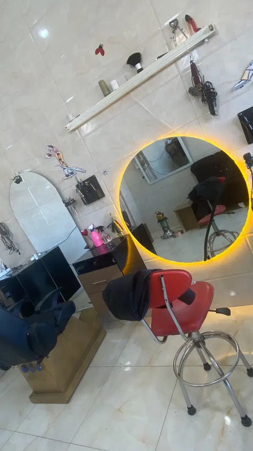 فروش ویژه تجهیزات کامل آرایشگاه مردانه|آرایشگاه و سالنهای زیبایی|سقز, |دیوار