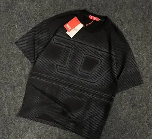 تعدادی لباس بچگانه وآرایشی وغیره به قیمت فاکتور|لباس|پیشوا, |دیوار