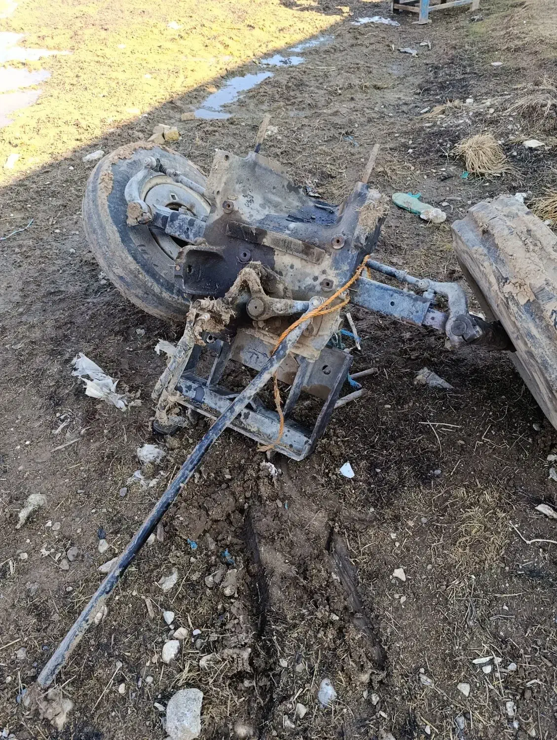 جلو بندی تراکتور|قطعات یدکی و لوازم جانبی|بیرانوند, |دیوار