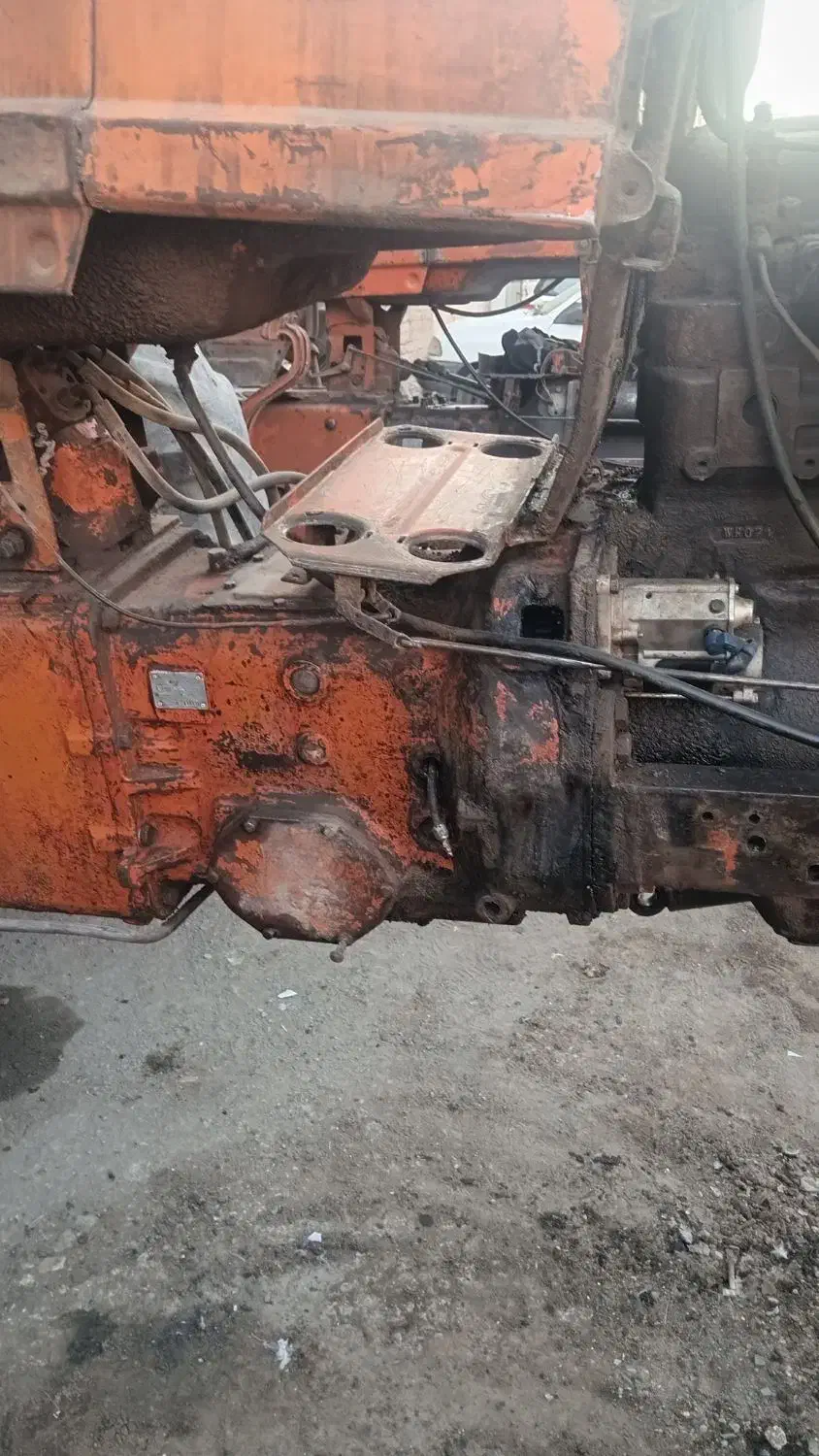 تراکتور رومانی|خودرو سنگین|قم, نیروگاه|دیوار