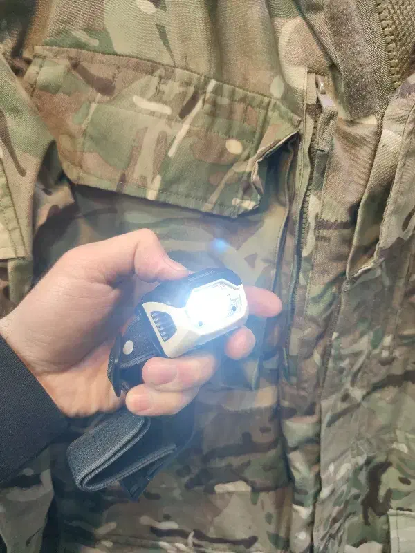 هد لامپ موی وان سانری|کوهنوردی و کمپینگ|تهران, قلمستان|دیوار