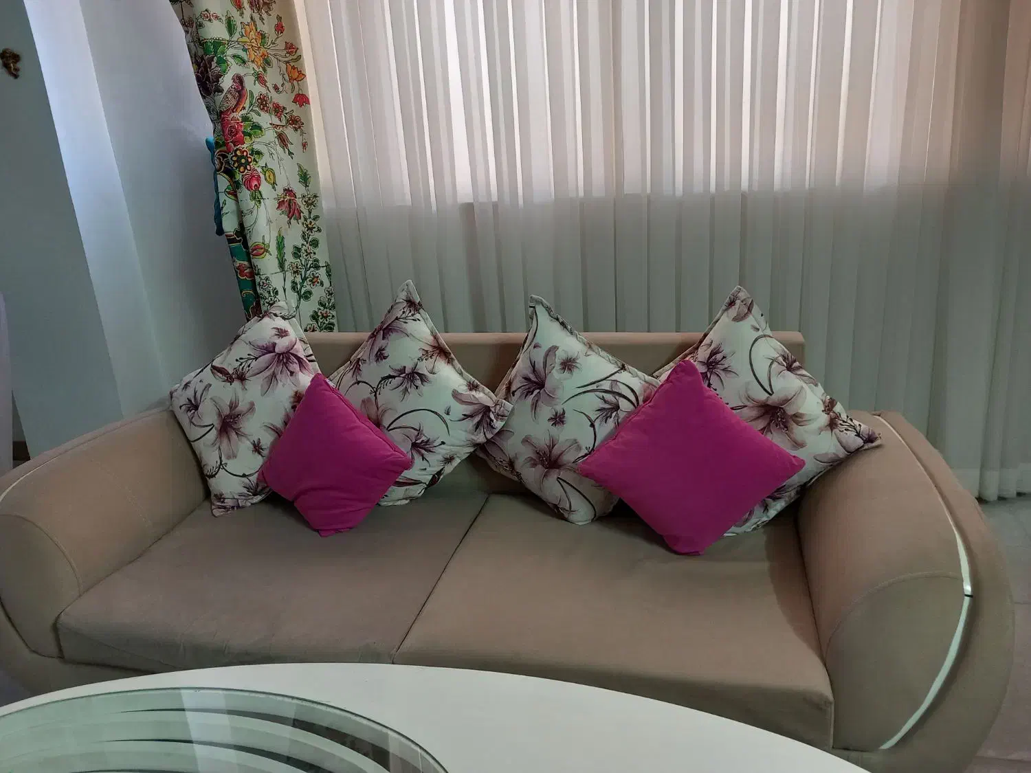 مبلمان راحتی|مبلمان خانگی و میز عسلی|زاهدان, |دیوار