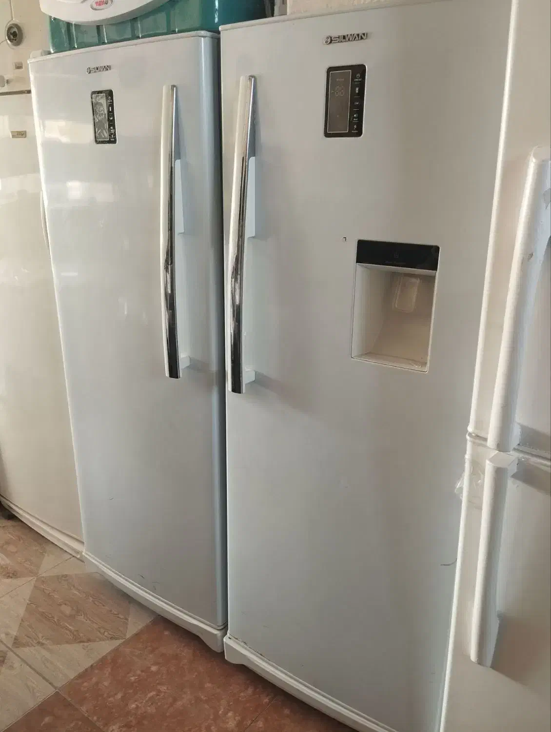 یخ‌چال‌فر‌یز‌ر‌ د‌و‌قلو‌ د‌ر‌حد‌نو‌|یخچال و فریزر|شهرکرد, |دیوار