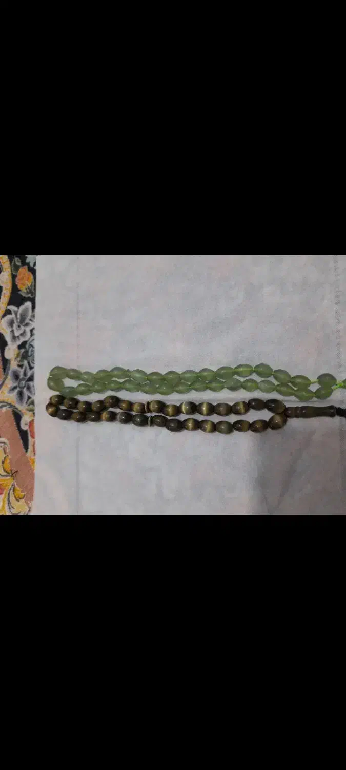 تسبیح‌ قدیمی|کلکسیون اشیاء عتیقه|طاهرگوراب, |دیوار