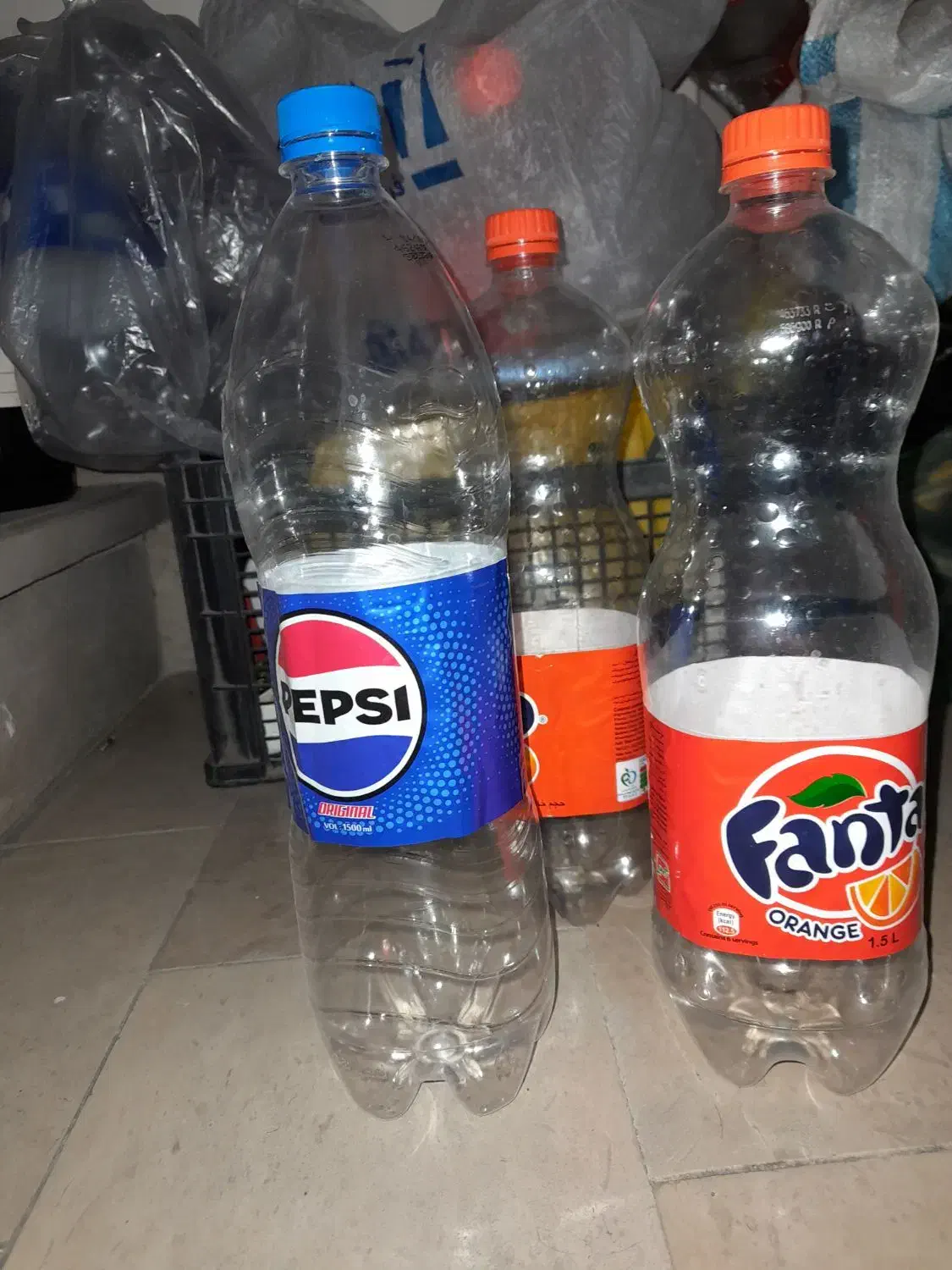 بطری خالی نوشابه|ظروف نگهدارنده، پلاستیکی، یکبارمصرف|چهاردانگه (تهران), |دیوار