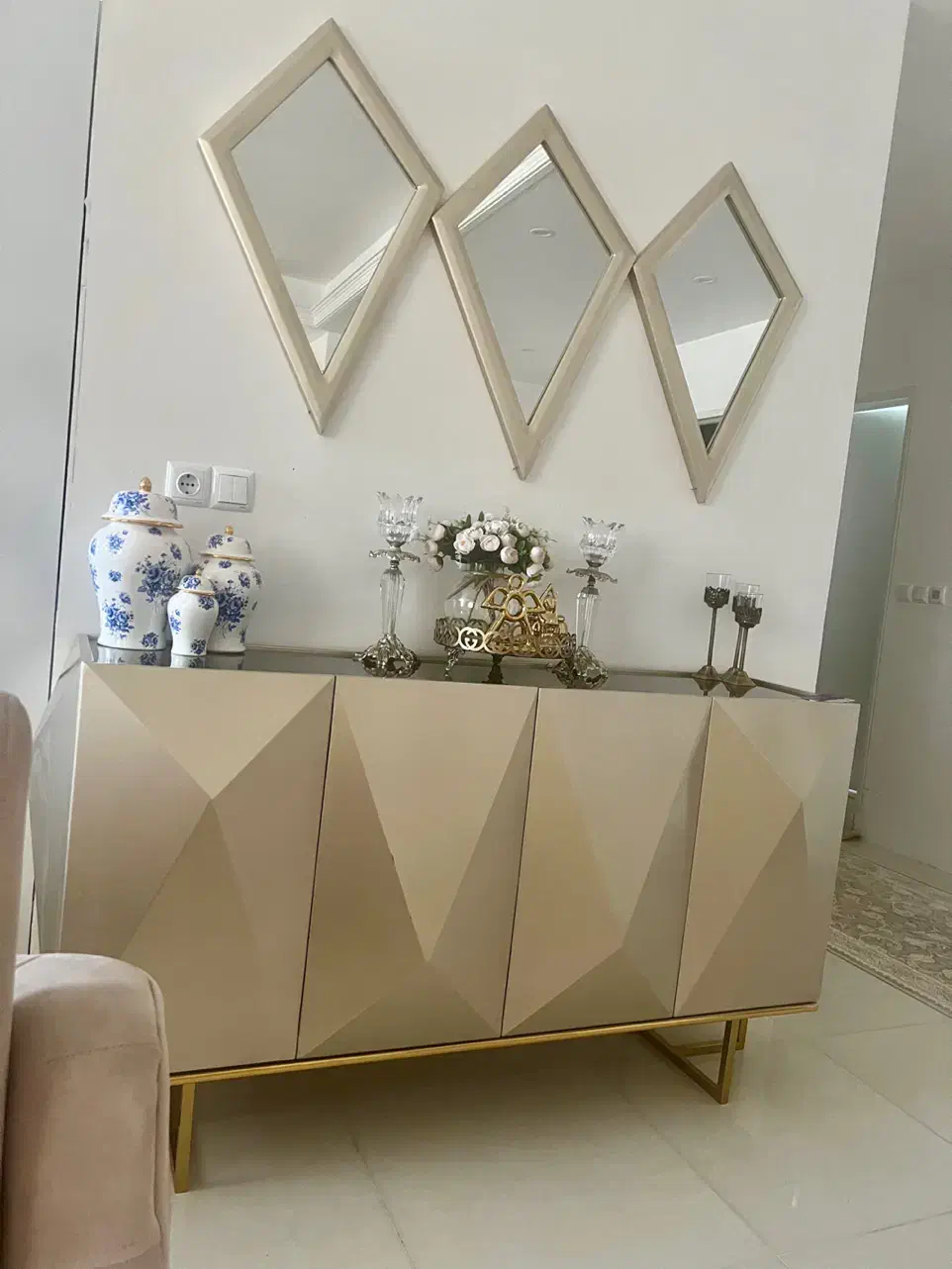 اینه کنسول رنگ طلایی|بوفه، ویترین، کنسول|تهران, آرژانتین|دیوار