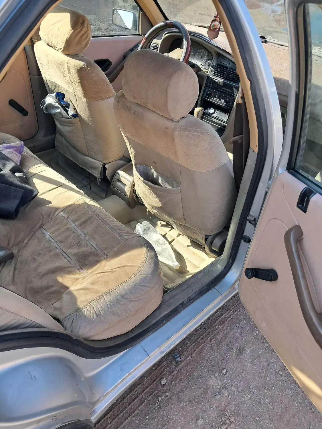 پژو ۴۰۵ مدل ۹۰ داخل کرم بیرنگ دوگانه شرکتی|خودرو سواری و وانت|قزوین, |دیوار