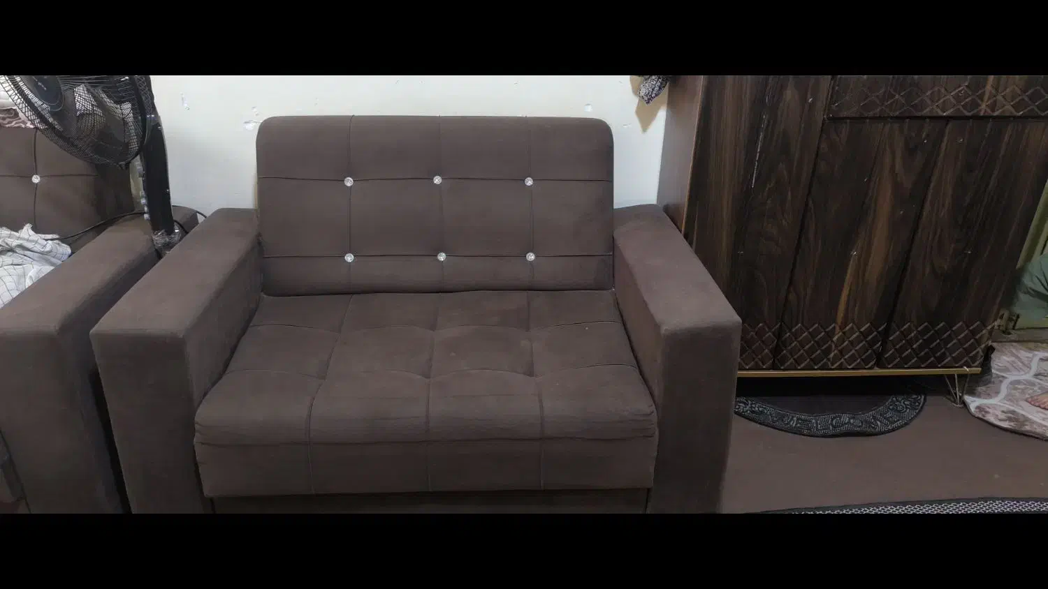 مبل 7 نفره به فروش میرسد|مبلمان خانگی و میز عسلی|کازرون, |دیوار