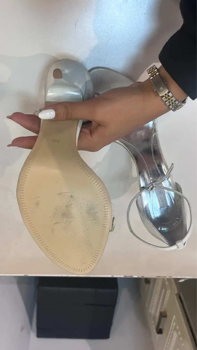 کفش|کیف، کفش، کمربند|زنجان, |دیوار