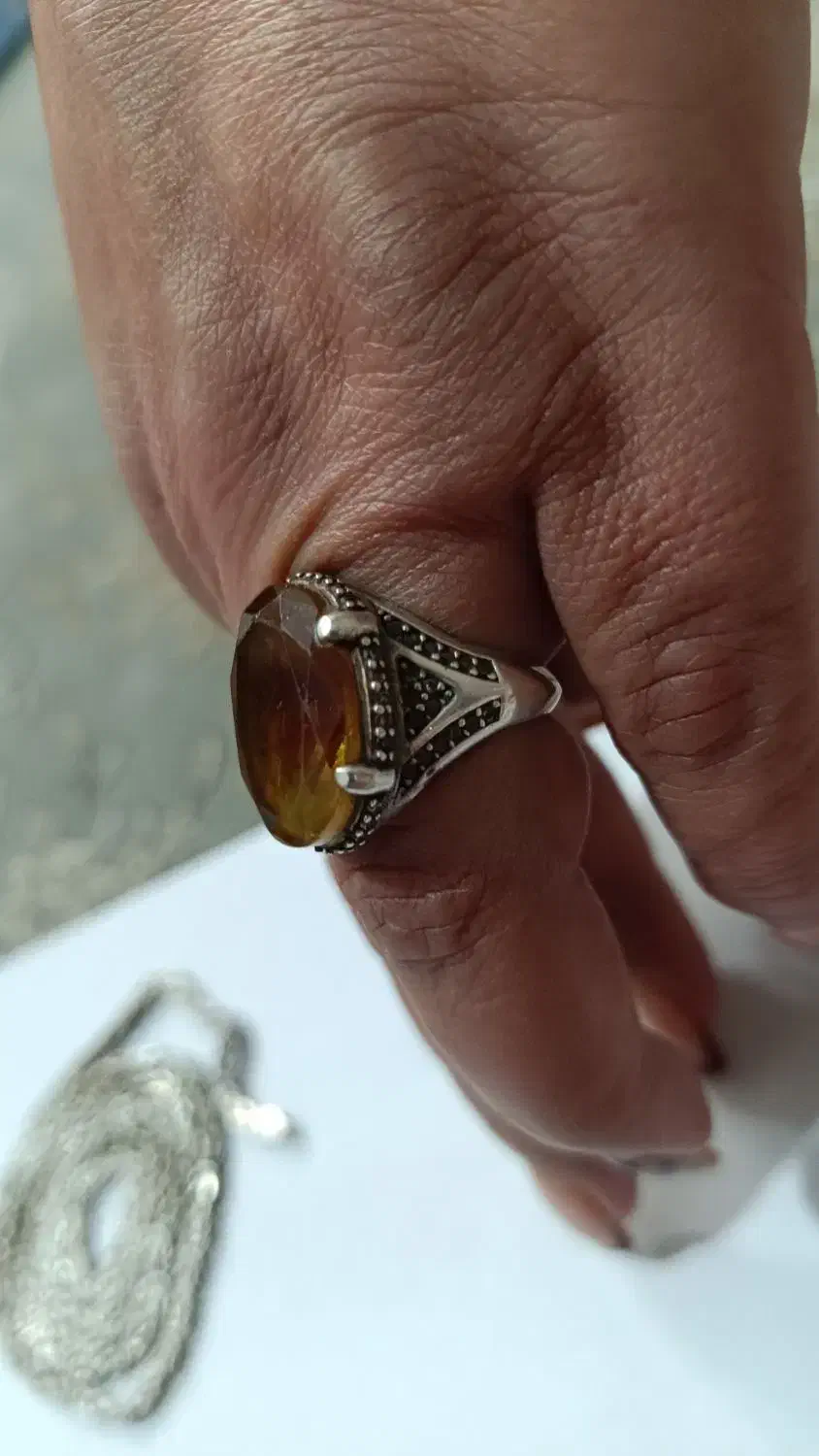 زنجیر و انگشتر نقره|جواهرات|اصفهان, کوی میلاد|دیوار