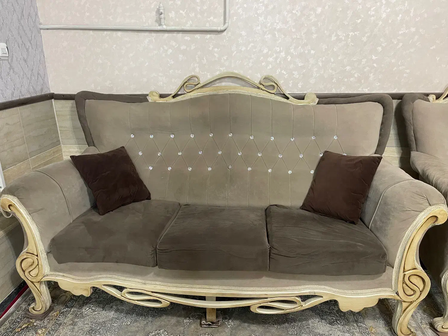 مبل|مبلمان خانگی و میز عسلی|باغستان, |دیوار