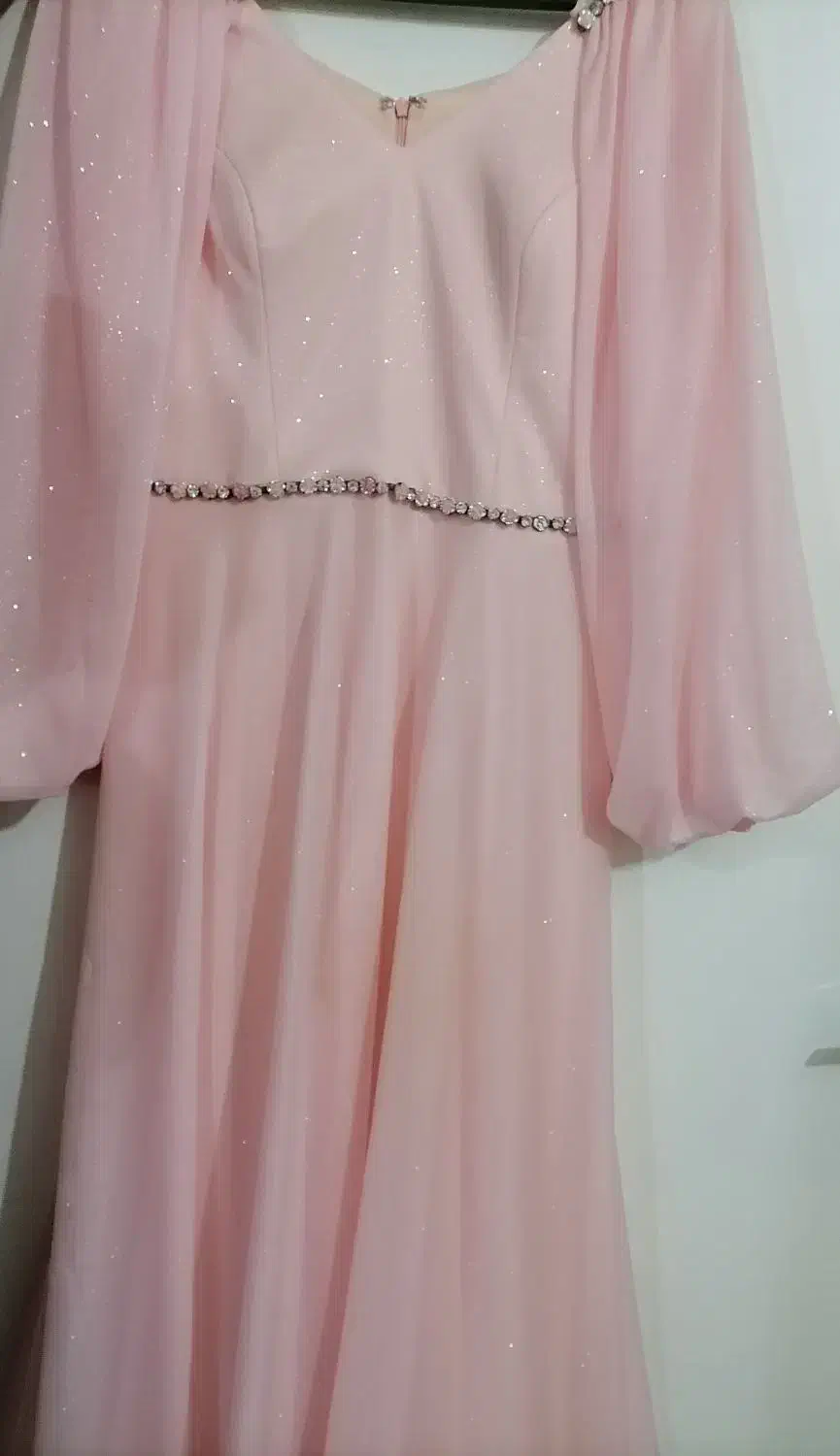 لباس|لباس|شیراز, ده پیاله|دیوار