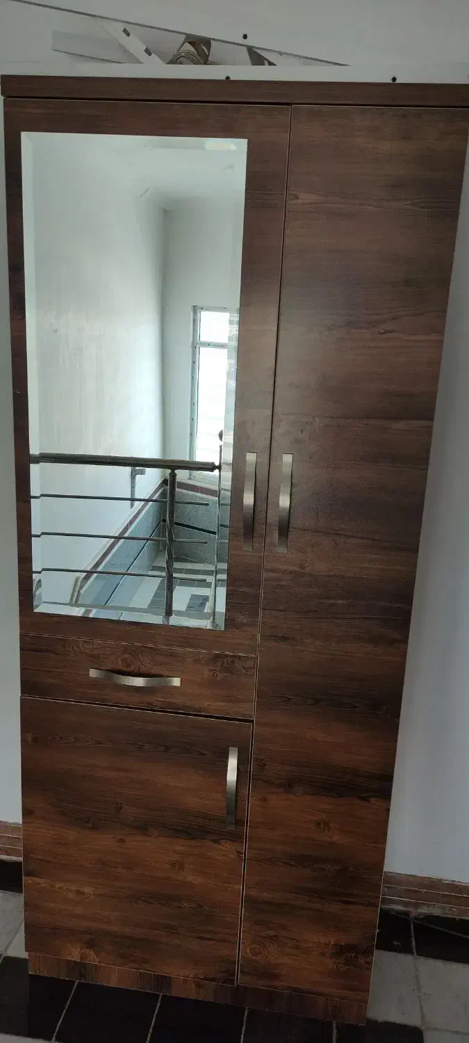 جاکفشی چوبی|مبلمان خانگی و میز عسلی|زرند, |دیوار