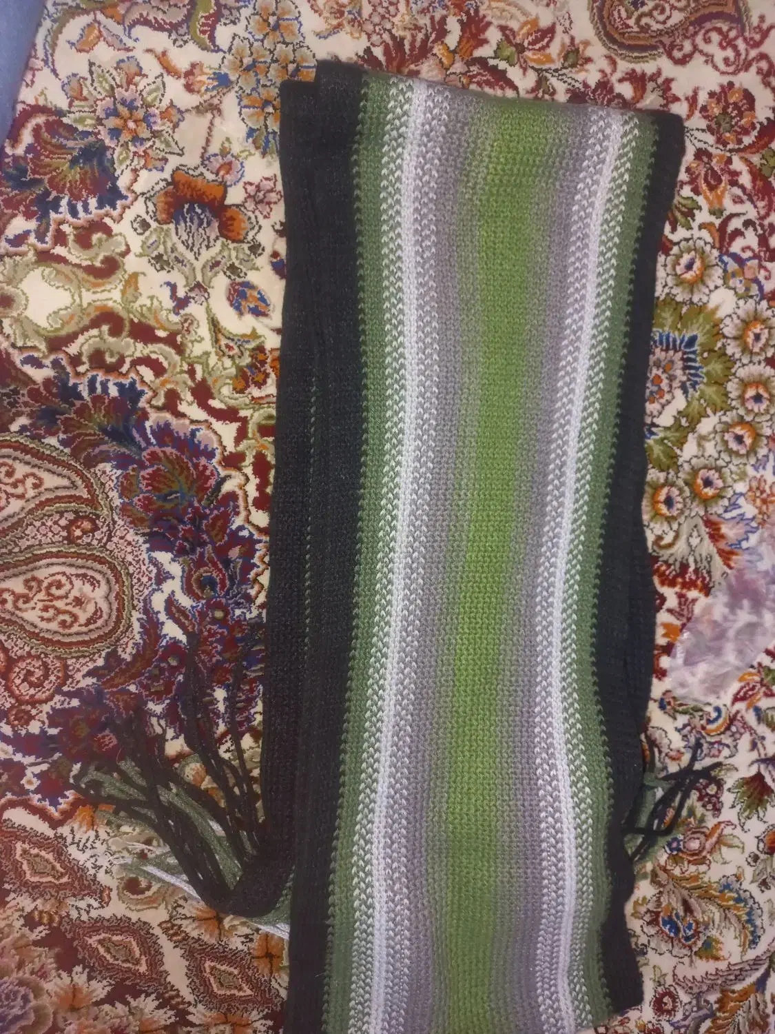 لباس وکاپشن|لباس|گلپایگان, |دیوار