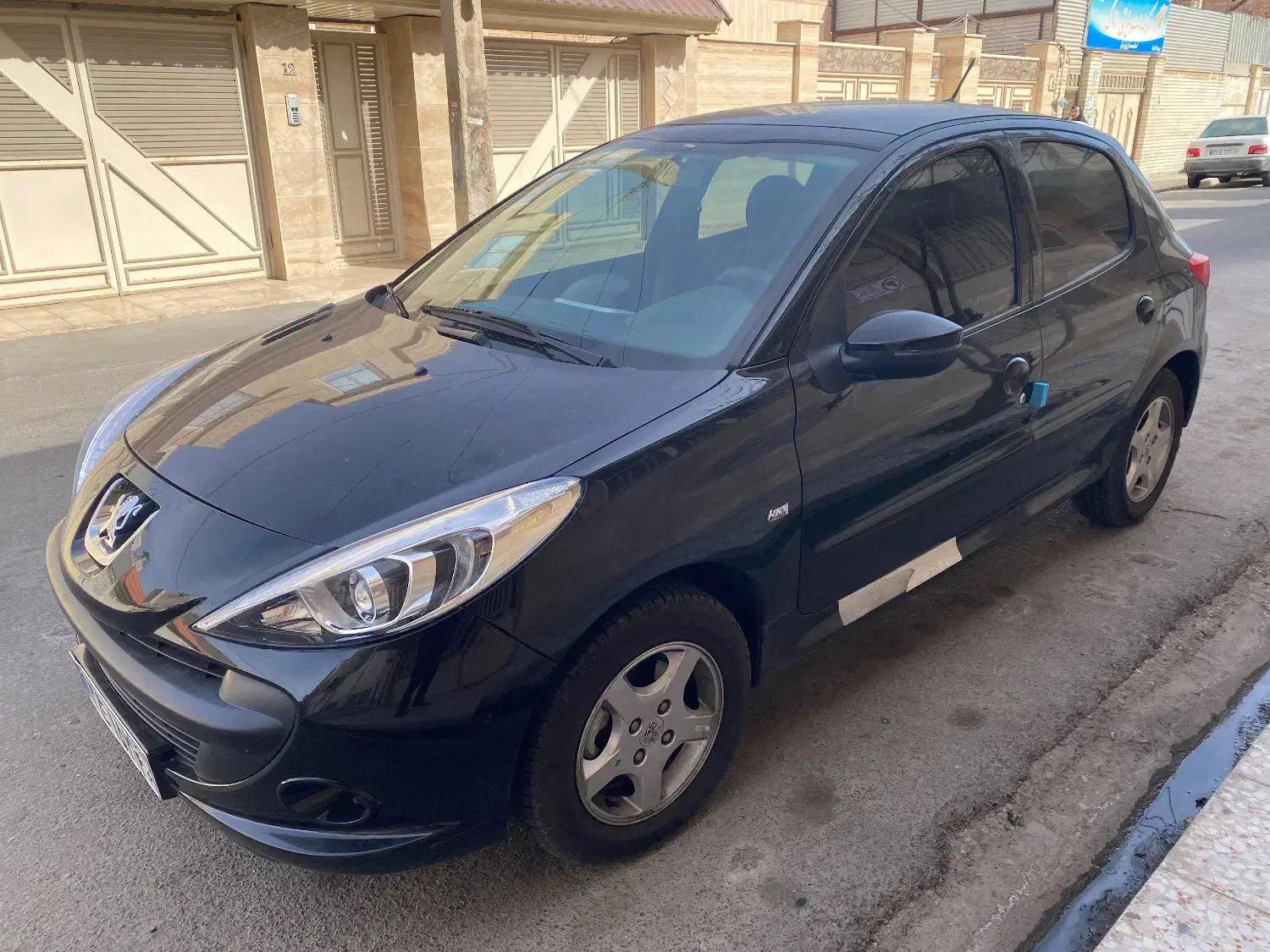 ۲۰۷ پانا اتوماتیک|خودرو سواری و وانت|قم, باجک یک|دیوار